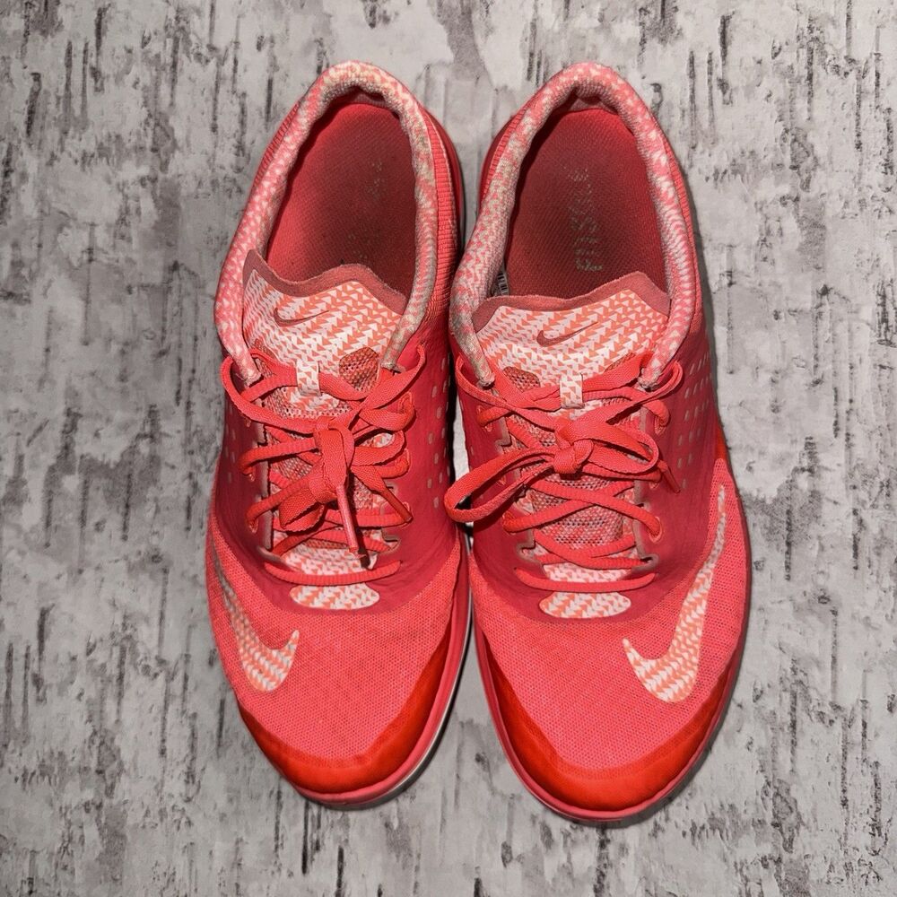 Nike Shoes Women’s 9.5 Red FS Lite Run 2 Premium Sneakers Lace up Low 704881-600 - Picture 2 of 8
